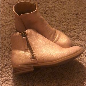 Girls rose gold booties EUC
